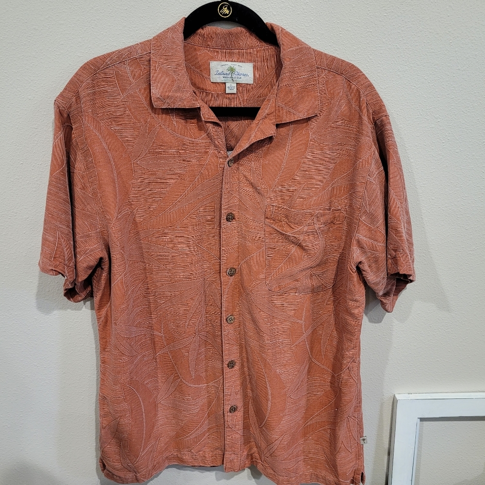 Island Shores Mens SZ Lg washable Silk‎ sh. Sleeve button down shirt